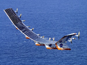 太阳能飞机